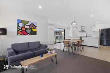 House Leased - TAS - Kingston - 7050 - New 2021 Built Home with Solar  (Image 2)