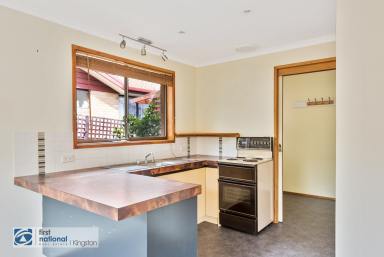 House Leased - TAS - Blackmans Bay - 7052 - Family Home in Popular Location  (Image 2)