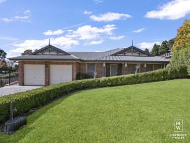 House Sold - NSW - Moss Vale - 2577 - Immaculate Family Living  (Image 2)
