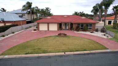 House Sold - VIC - Swan Hill - 3585 - JUST LIKE LIVING IN A RESORT......  (Image 2)