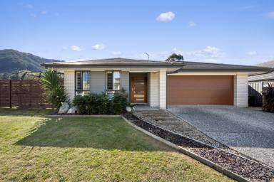 House Sold - NSW - Coffs Harbour - 2450 - NEW PRICE - The Perfect Level and Immaculate home.  (Image 2)