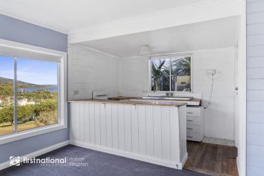House Leased - TAS - Alonnah - 7150 - Great Views  & Excellent Location  (Image 2)