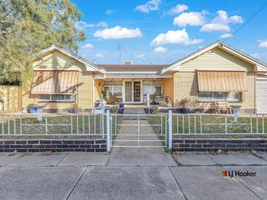 House Sold - VIC - Echuca - 3564 - Packed with Potential -  Location  - Location !  (Image 2)