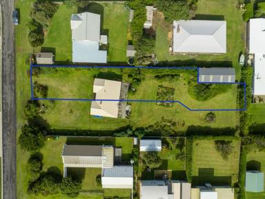 Residential Block For Sale - VIC - Peterborough - 3270 - HIGHLY SOUGHT AFTER LOCATION WITH ENDLESS BUILDING POTENTIAL  (Image 2)