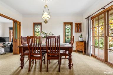 House Sold - TAS - Scottsdale - 7260 - Elegant Living in the Heart of Scottsdale  (Image 2)