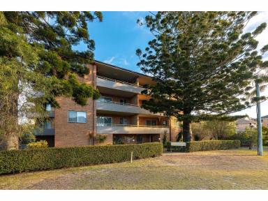 Unit Sold - NSW - Tuncurry - 2428 - TOP FLOOR, TOP LOCATION, TOP OPPORTUNITY  (Image 2)