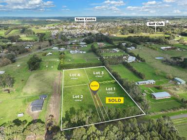 Residential Block For Sale - VIC - Cobden - 3266 - PREMIUM LIFESTYLE LIVING AWAITS  (Image 2)
