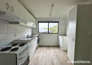 House Leased - NSW - Bomaderry - 2541 - Convenient Living on the Princes Highway  (Image 2)