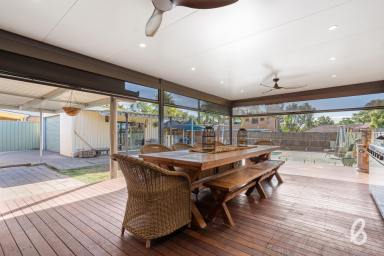 House Sold - NSW - Singleton - 2330 - THE ULTIMATE ENTERTAINER!  (Image 2)