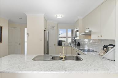 Unit Sold - QLD - Centenary Heights - 4350 - "Bonnybrae" -  Private Parkside Setting in a Secure Gated Complex!  (Image 2)