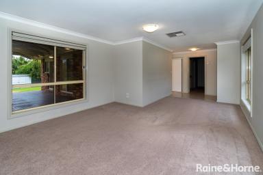 House Leased - NSW - Estella - 2650 - ESTELLA FAMILY LIVING  (Image 2)