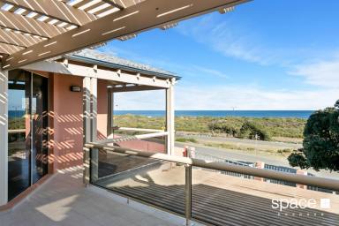 House Leased - WA - City Beach - 6015 - ***UNDER APPLICATION***  (Image 2)