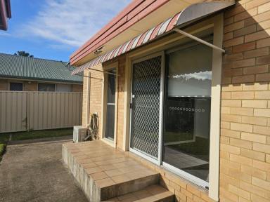 Unit Leased - NSW - Old Bar - 2430 - CLOSE TO TOWN & BEACH  (Image 2)