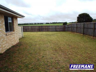 House For Lease - QLD - Kingaroy - 4610 - 4 BEDROOM FAMILY HOME  (Image 2)