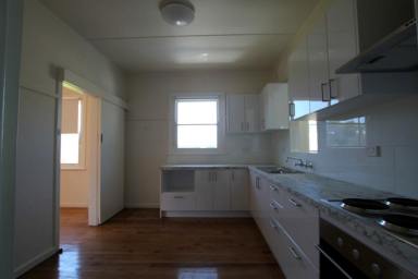 House Leased - NSW - Murrurundi - 2338 - 4 Bedroom with views  (Image 2)