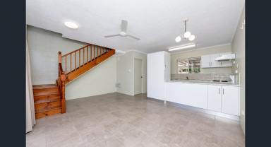 Unit For Lease - QLD - Rosslea - 4812 - You won't help but Love this unit!  (Image 2)