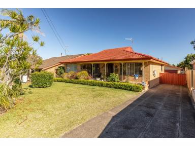 House Sold - NSW - Forster - 2428 - FAMILY HOME IN PRIME LOCATION  (Image 2)