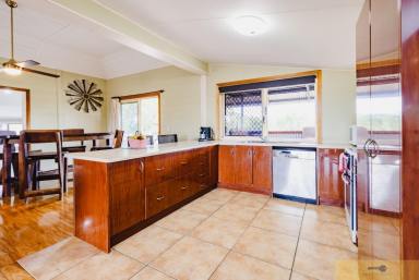 House Sold - QLD - Southern Cross - 4820 - STUNNING 3 BEDROOM HOME ON 2 HECTARES OF LAND. YOUR RURAL DREAM RETREAT!!  (Image 2)