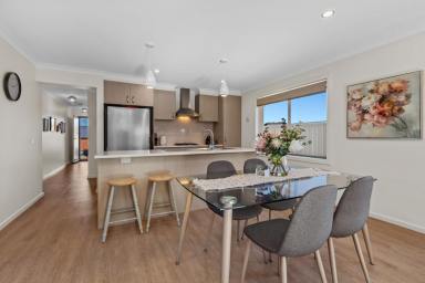 House Sold - VIC - Kangaroo Flat - 3555 - DOWNSIZE IN STYLE - A CONTEMPORARY, LIGHT-FILLED & LEVEL HOME  (Image 2)