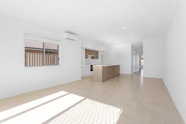 Duplex/Semi-detached Leased - NSW - Sanctuary Point - 2540 - Brand New Four Bedroom Duplex  (Image 2)