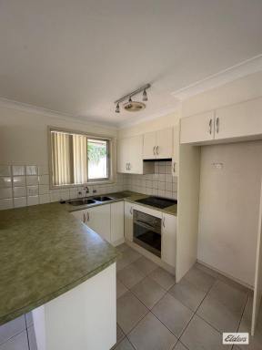House Leased - NSW - Mount Warrigal - 2528 - Newly updated home!  (Image 2)