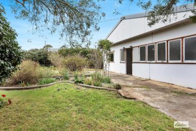 House Sold - NSW - Bega - 2550 - AN EXCITING RENOVATION OPPORTUNITY  (Image 2)