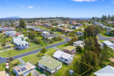 House Sold - NSW - Tuross Head - 2537 - Walk To The Beach and Shops @ Tuross Head  (Image 2)