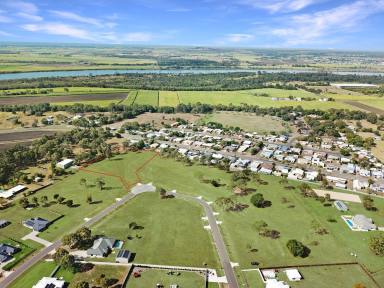Residential Block Sold - QLD - Gooburrum - 4670 - 9921m2 WITH TOWN WATER AND POTENTIAL TO CONNECT TO SEWER  (Image 2)