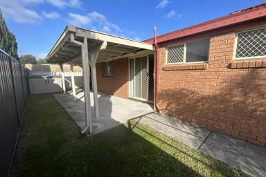 Duplex/Semi-detached Leased - NSW - Raymond Terrace - 2324 - STYLISH 2 BED DUPLEX IN LAKESIDE!!  (Image 2)