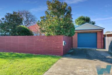 House Sold - VIC - Bairnsdale - 3875 - Low Maintenance, Private & Ideally Located.  (Image 2)