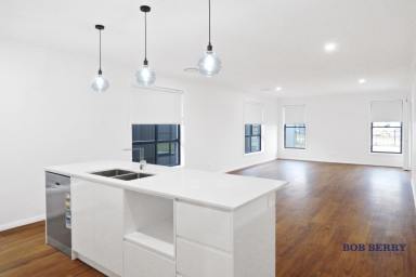 House Leased - NSW - Dubbo - 2830 - Newly completed family home in Southlakes  (Image 2)
