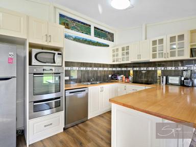 House Sold - TAS - Stanley - 7331 - Immaculate Stanley Cottage  (Image 2)