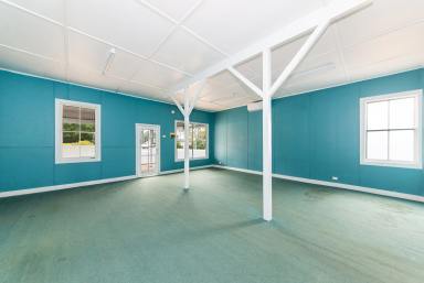 Retail For Lease - WA - Nannup - 6275 - SHOP FRONT OPPORTUNITY IN NANNUP!  (Image 2)
