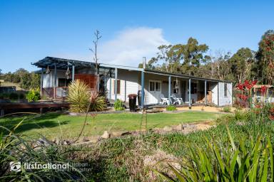 House Sold - TAS - Great Bay - 7150 - 'Lawrence Vale' at Great Bay!  (Image 2)