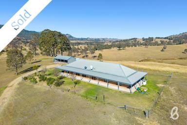 Other (Rural) Sold - NSW - Singleton - 2330 - Rural homestead with amazing views!  (Image 2)