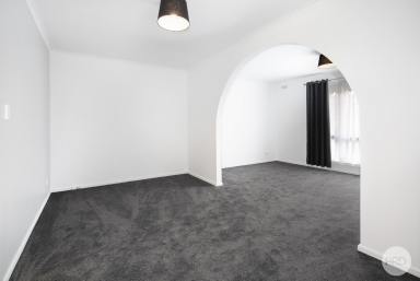 House Leased - VIC - Sebastopol - 3356 - FULLY RENOVATED TWO BEDROOM UNIT IN QUIET COMPLEX…  (Image 2)