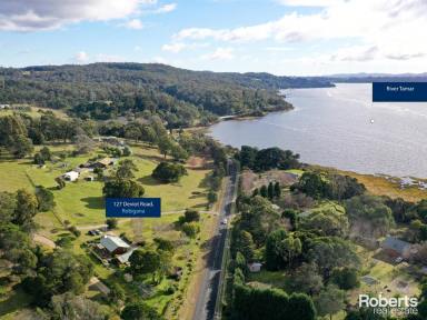House Sold - TAS - Robigana - 7275 - Classic Aussie Country Home.  (Image 2)