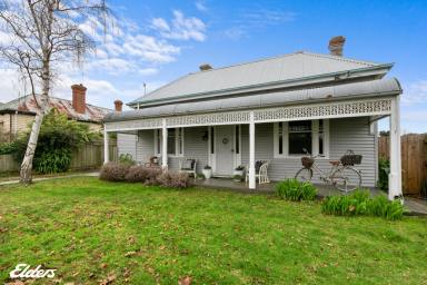 House For Sale - VIC - Yarram - 3971 - CLASSIC CHARM WITH CONVENIENCE  (Image 2)