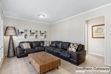 Townhouse Sold - WA - Orelia - 6167 - SOLD BY HELEN SOUTER - SOUTHERN GATEWAY REAL ESTATE  (Image 2)