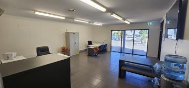 Industrial/Warehouse Leased - QLD - Paget - 4740 - Paget 294m2, all offers considered!  (Image 2)