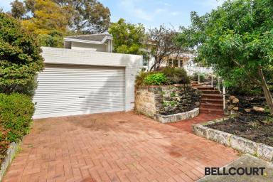 House Leased - WA - Attadale - 6156 - CHARACTER FAMILY HOME  (Image 2)
