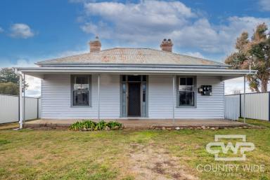 House Sold - NSW - Glen Innes - 2370 - Your Dream Cottage  (Image 2)