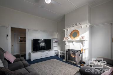 House Sold - NSW - Glen Innes - 2370 - Your Dream Cottage  (Image 2)