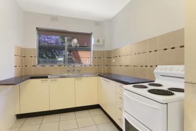 Unit Sold - NSW - Mangerton - 2500 - Entry Level Apartment  (Image 2)