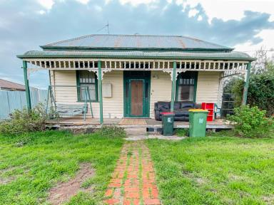 House Leased - VIC - Kerang - 3579 - Quiet Location  (Image 2)