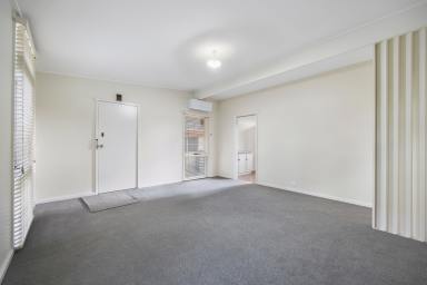 Unit Leased - VIC - Mount Helen - 3350 - CLOSE TO THE UNIVERSITY AND NEAT AS A PIN!  (Image 2)