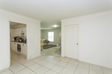 House For Lease - NSW - East Maitland - 2323 - SPACIOUS HOME, GREAT LOCATION!!!  (Image 2)