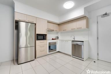 Apartment Sold - QLD - Mackay - 4740 - High - Rise Riverfront Apartment  (Image 2)