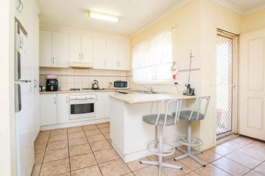 House Sold - VIC - Mildura - 3500 - HERE&apos;S YOUR CHANCE - DON&apos;T WAIT!  (Image 2)