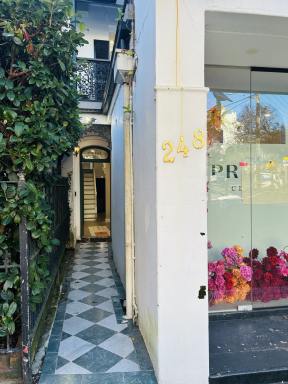 Retail For Lease - NSW - Paddington - 2021 - READY TO GO Premium Medical Clinic /Showroom/Retail/Consulting Priced to lease quickly (Image 2)